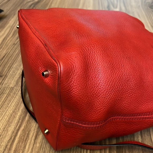 A45- 💯 % authentic Burberry shoulder bag - Picture 9 of 16